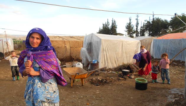 Mevsimlik iiler souk havayla mcadele ediyor