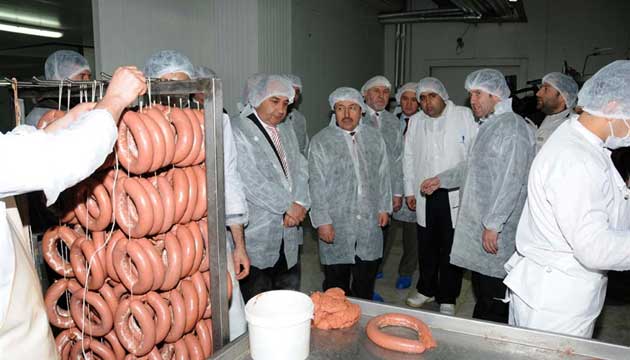 Vali Balkanlolu: Sucukta rakibimiz Kayseriye tonlarca rn gnderiyoruz