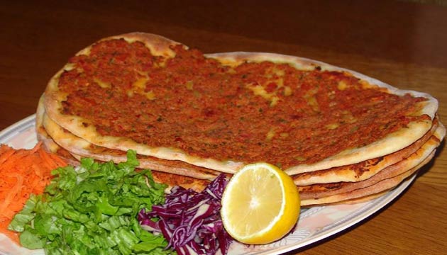 Lahmacun marka oluyor