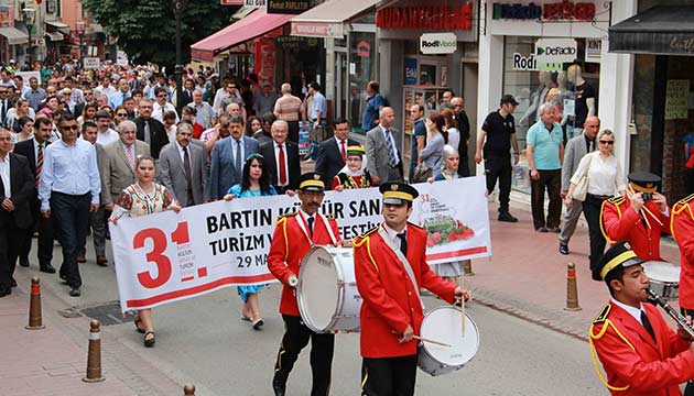 Bartn 31. Kltr Sanat Turizm ve ilek Festivali balad