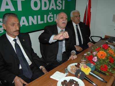 Trkiye Ziraat Odalar Birlii Genel Bakan emsi Bayrakta