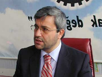 Nihat Ergn