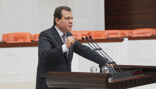 CHP Mersin Milletvekili Vahap Seer