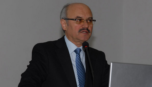 Sleyman Demirel niversitesi (SD) Su rnleri Fakltesi Dekan Prof. Dr. Osman etinkaya