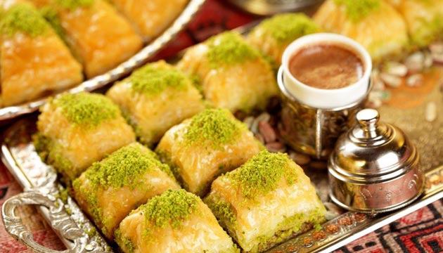 Ona, Annesini Hatrlatacak Lezzetler Armaan Edin, baklava, tatl, gllolu