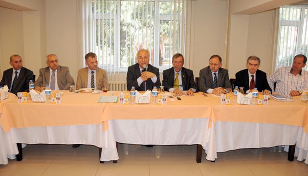 Manisa Ovasnda meceyle 100 Kilometre Tarm Arazi Yolu Yapld
