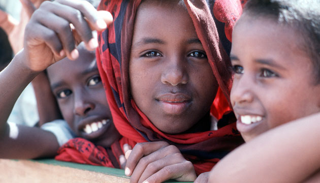 SOMAL Kimse Yok mu Somaliye 160 ton gda ve insani yardm malzemesi gnderdi 