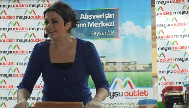 Elif Korkmazel MEYSU OUTLET
