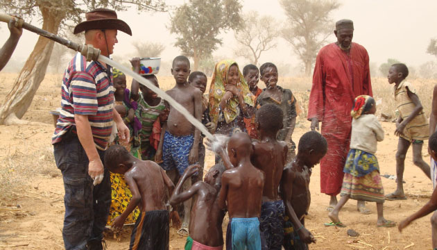 DS, 1 milyon Afrikal y suya kavuturdu