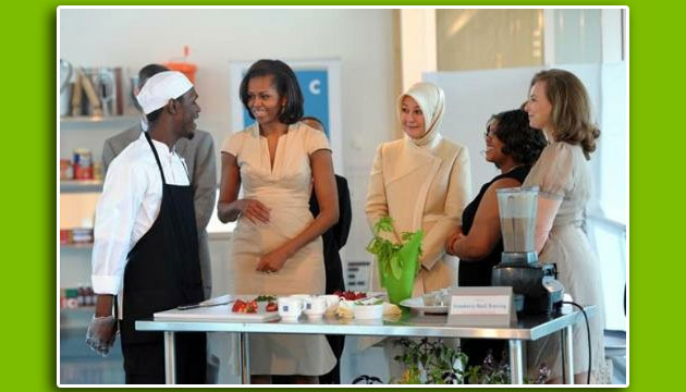 First ladyler organik mutfakta bulutu 