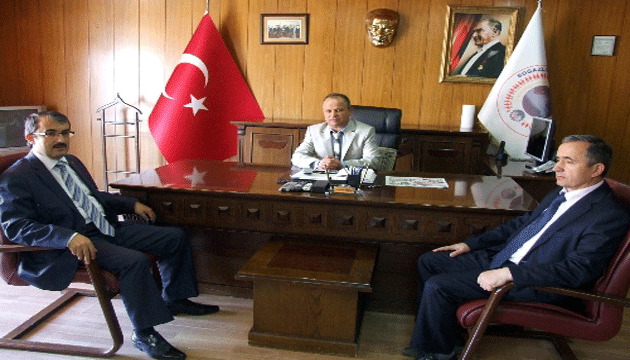 Tamer Uar