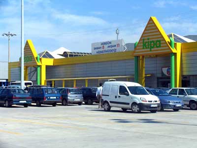 Kipa unlu mamulleriyle butik pastane gibi